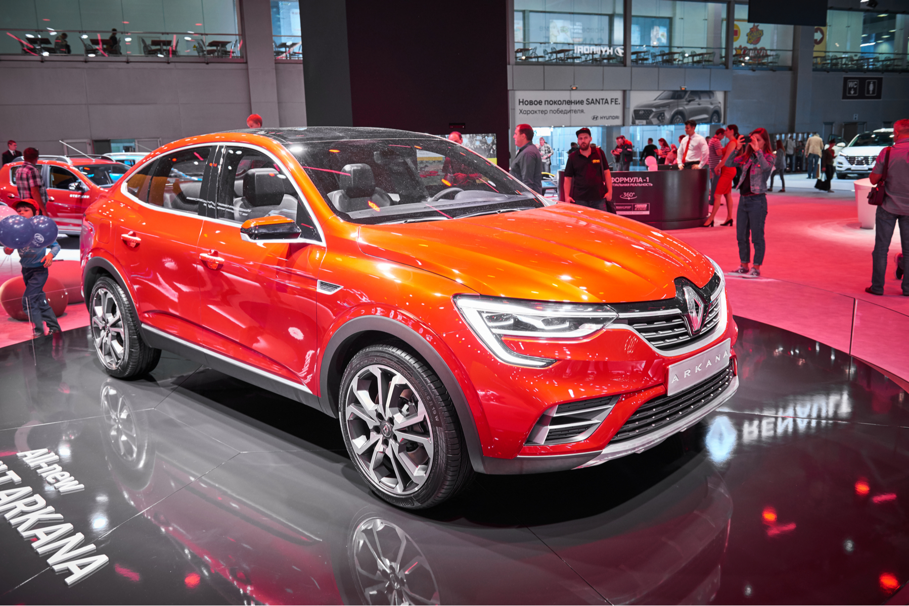 Review Renault Arkana: SUV coupe, E-TECH HYBRID