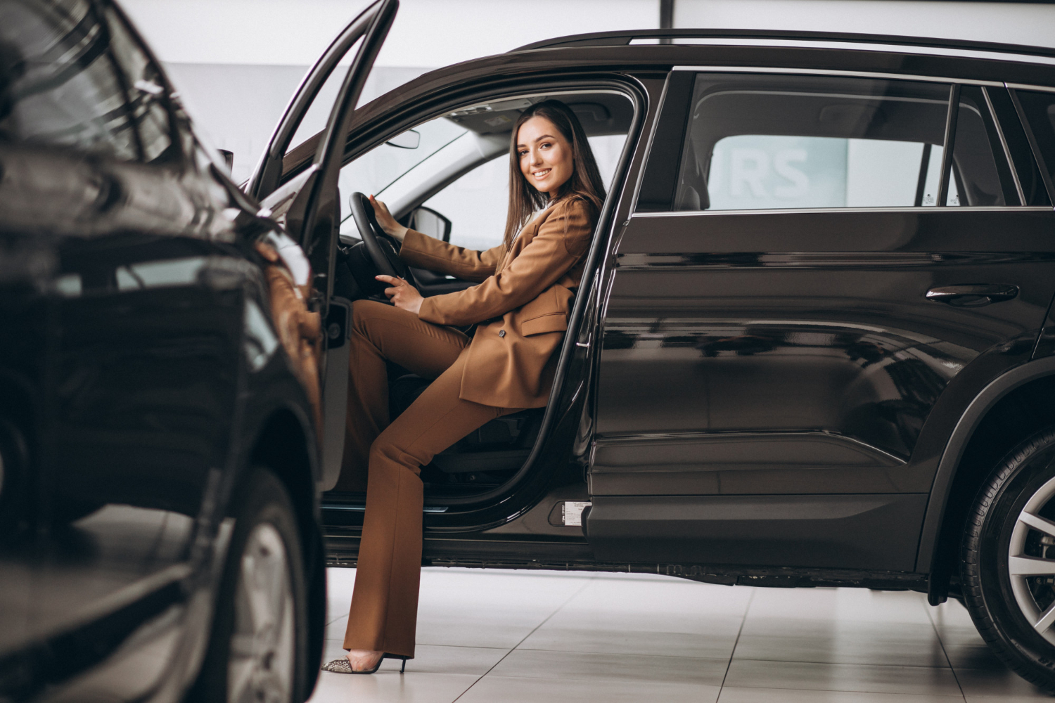 Intretinerea modelelor din gama Serus - Servicii complete de la un dealer Renault